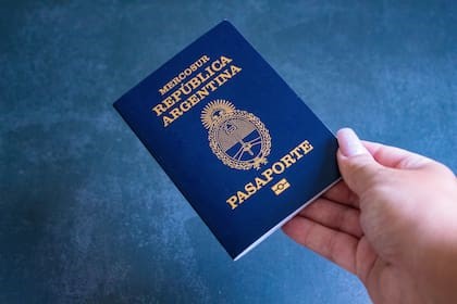  El pasaporte argentino Shutterstock
