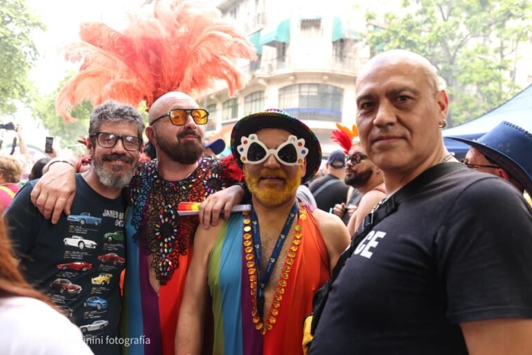 La Marcha del Orgullo 2025: una mirada sensible y poderosa a través del lente de Eduardo Piccinini