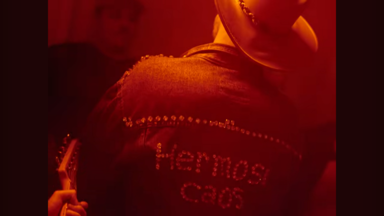 Juani Cardillo presenta «Hermoso Caos»: nuevo corte audiovisual y fecha exclusiva de pre-escucha