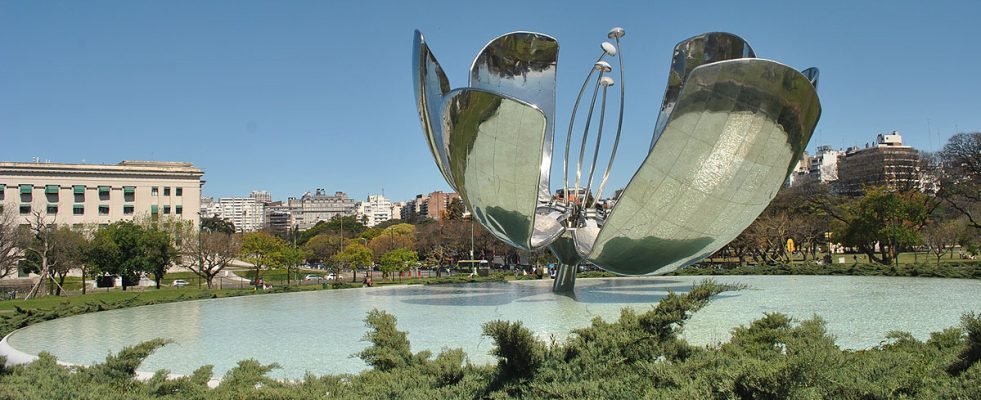 floralis_generica_recoleta_dia_1200_1
